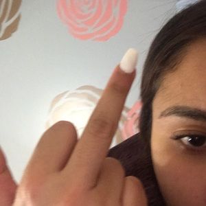 Meet your Posher, Cinthia